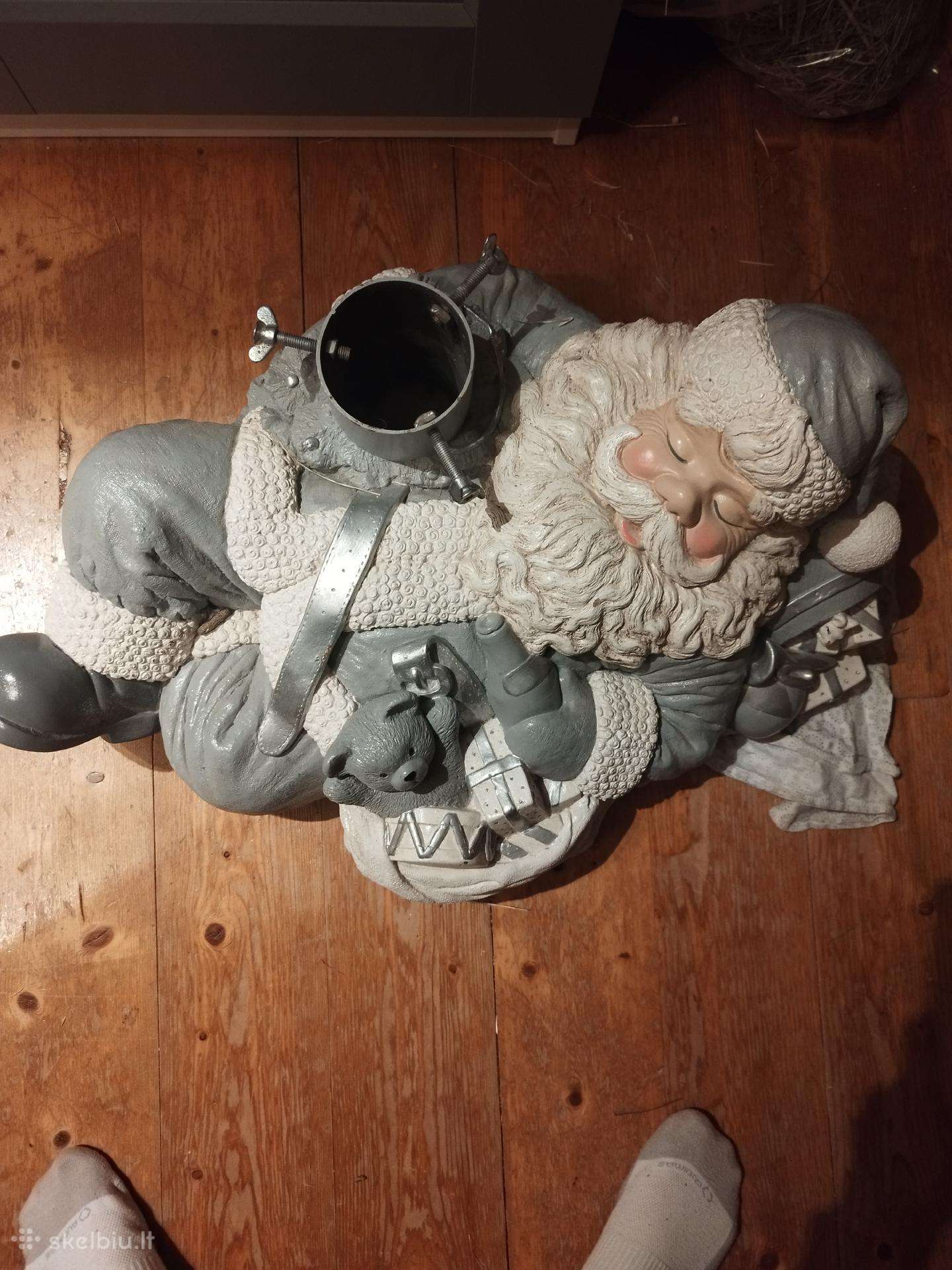 Eglutės stovas, kalėdų senelis