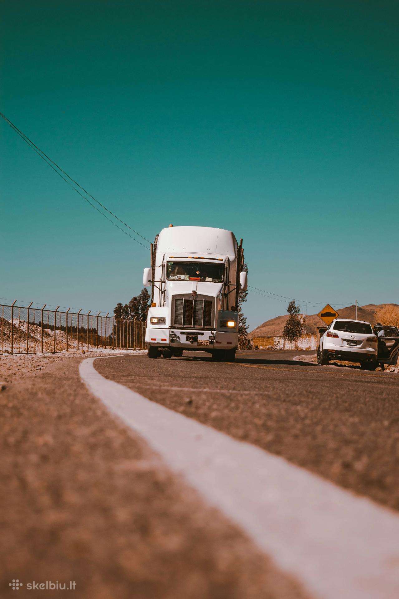 Parduodu įmonę su transporto licencija