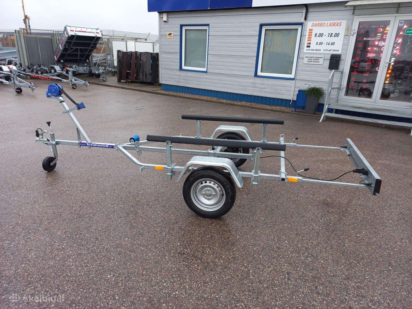 Niewiadow, vandens transporto