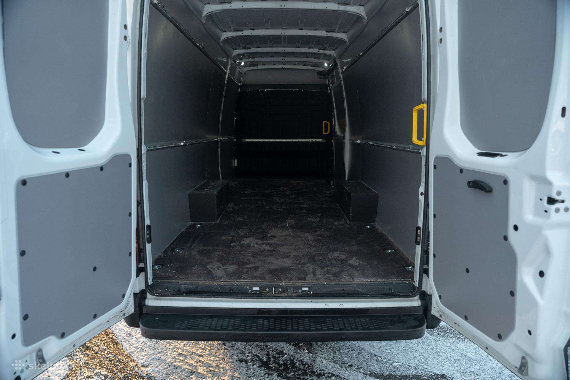 Iveco Daily, cargo van