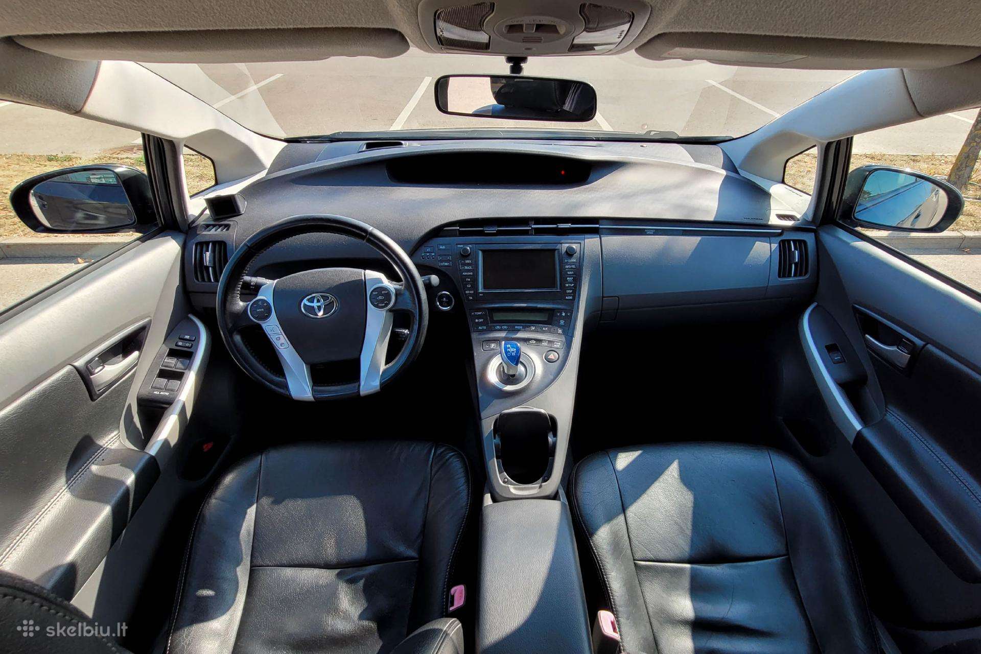 Toyota Prius, hečbekas