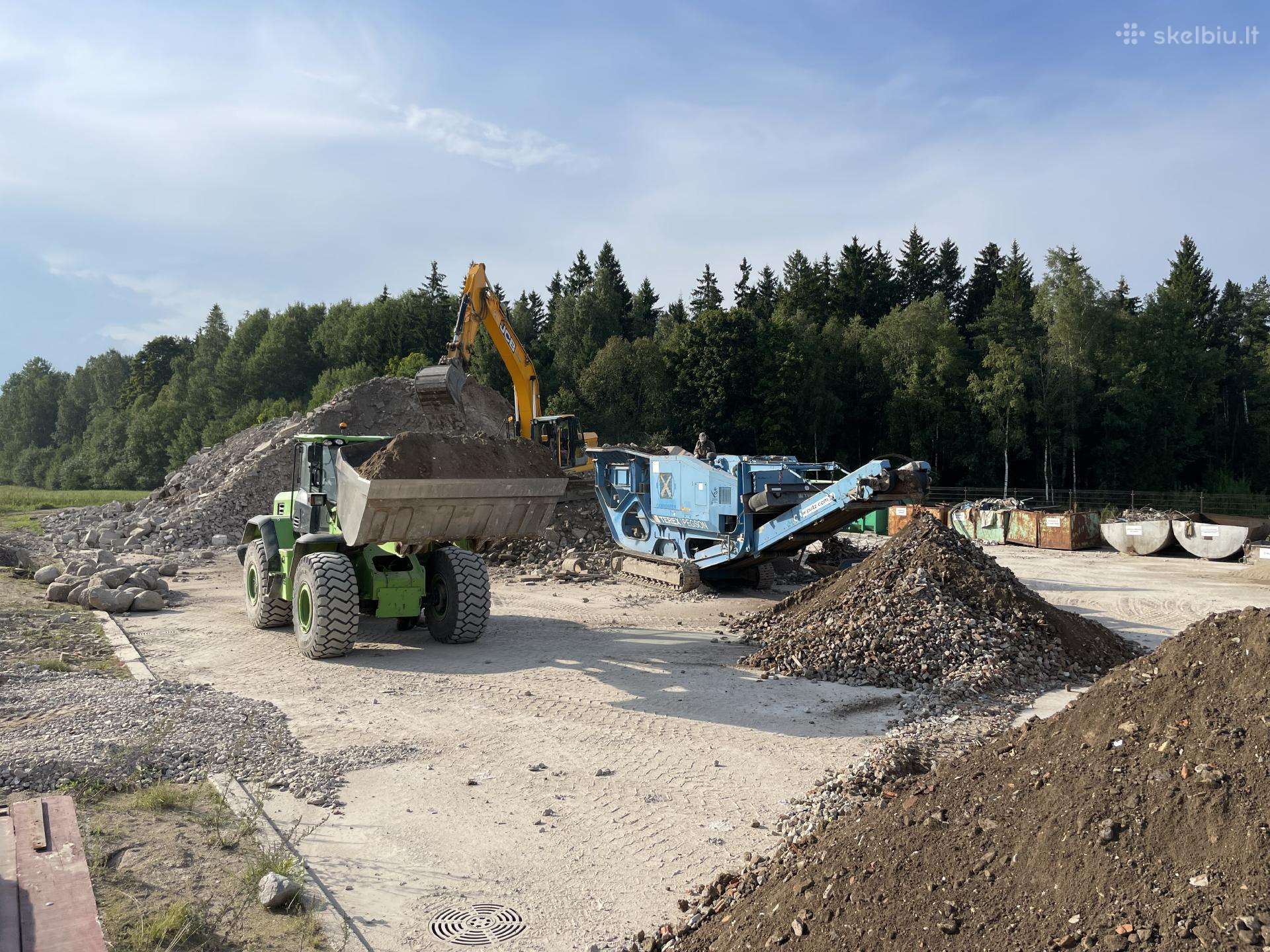 Terex Terex chieftain, storage and loading equipment rental