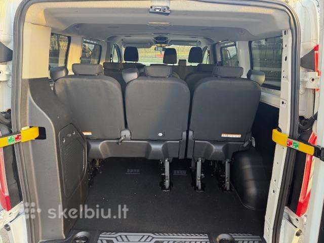 Ford Transit Custom, passenger minibus