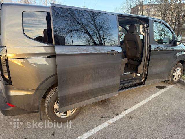 Ford Tourneo Custom, passenger minibus