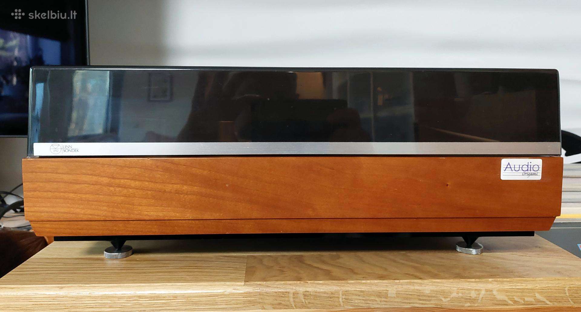 Naudotas plokštelių grotuvas Linn Lp12 be tonarmo.