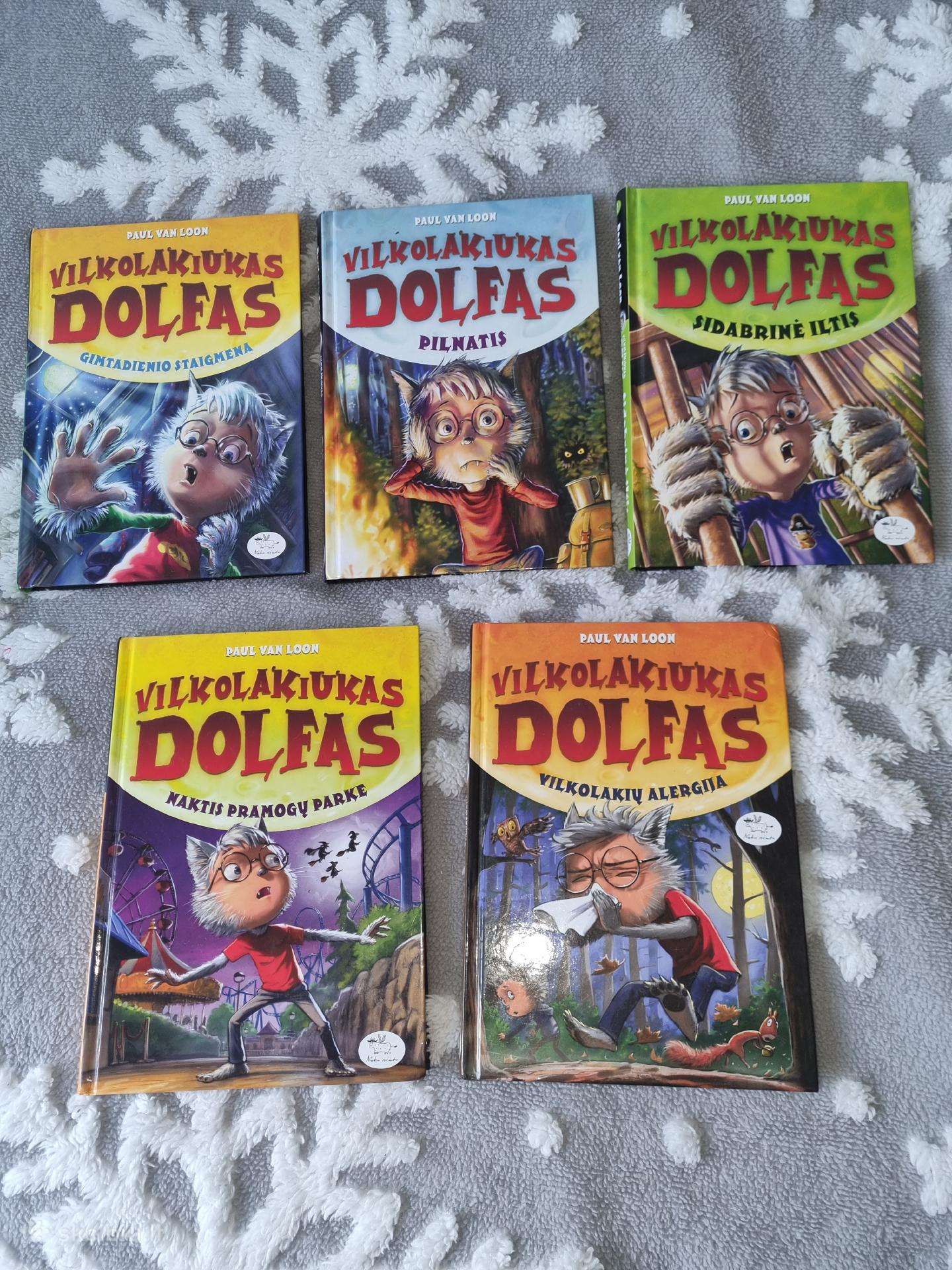 Vaikiškos knygutės apie Dolfa vilkolakiuka.