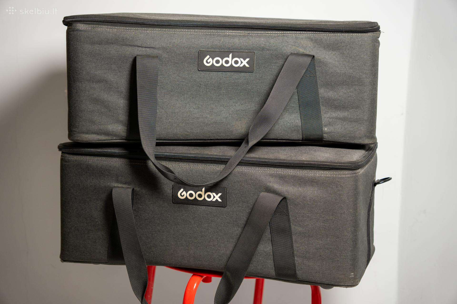 Parduodamos 2vnt Godox Vl300 lempos