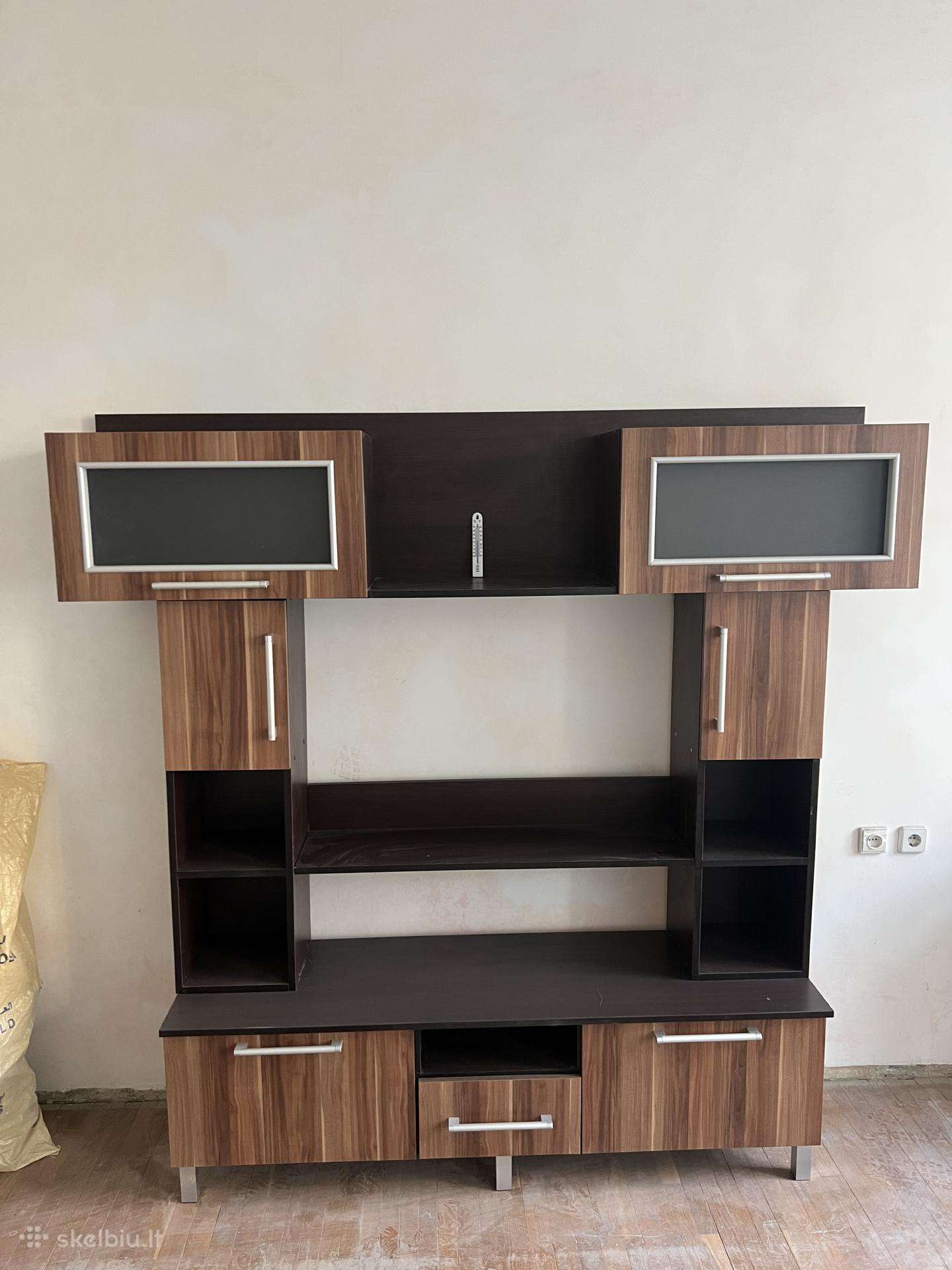 Svetainės baldai, komoda, spintelė,kavos staliuką