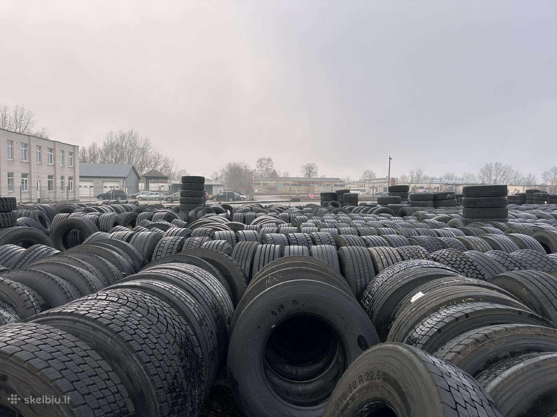 Continental, всесезонные 315/80 R22