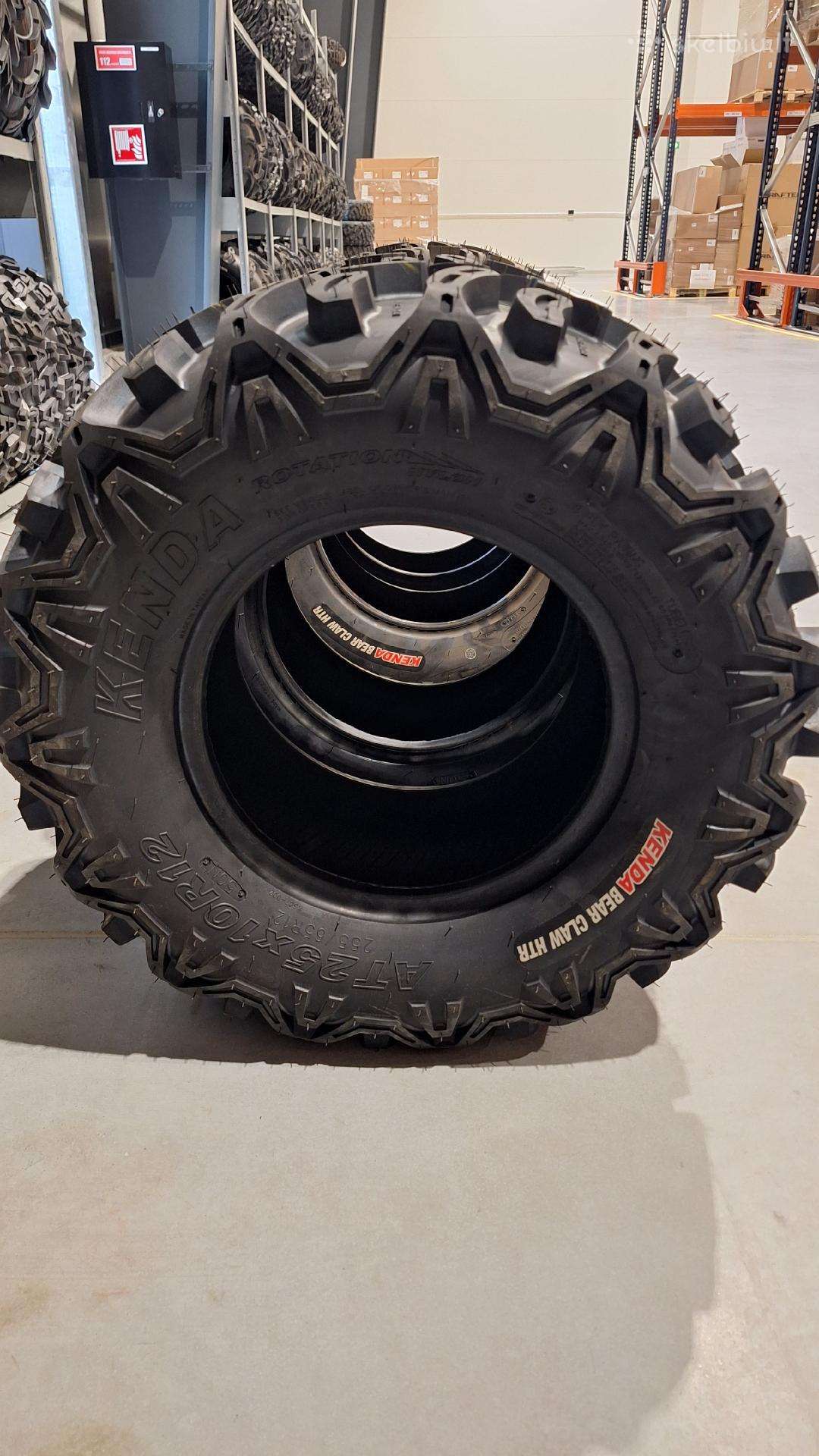 Maxxis, всесезонные 11/26 R12