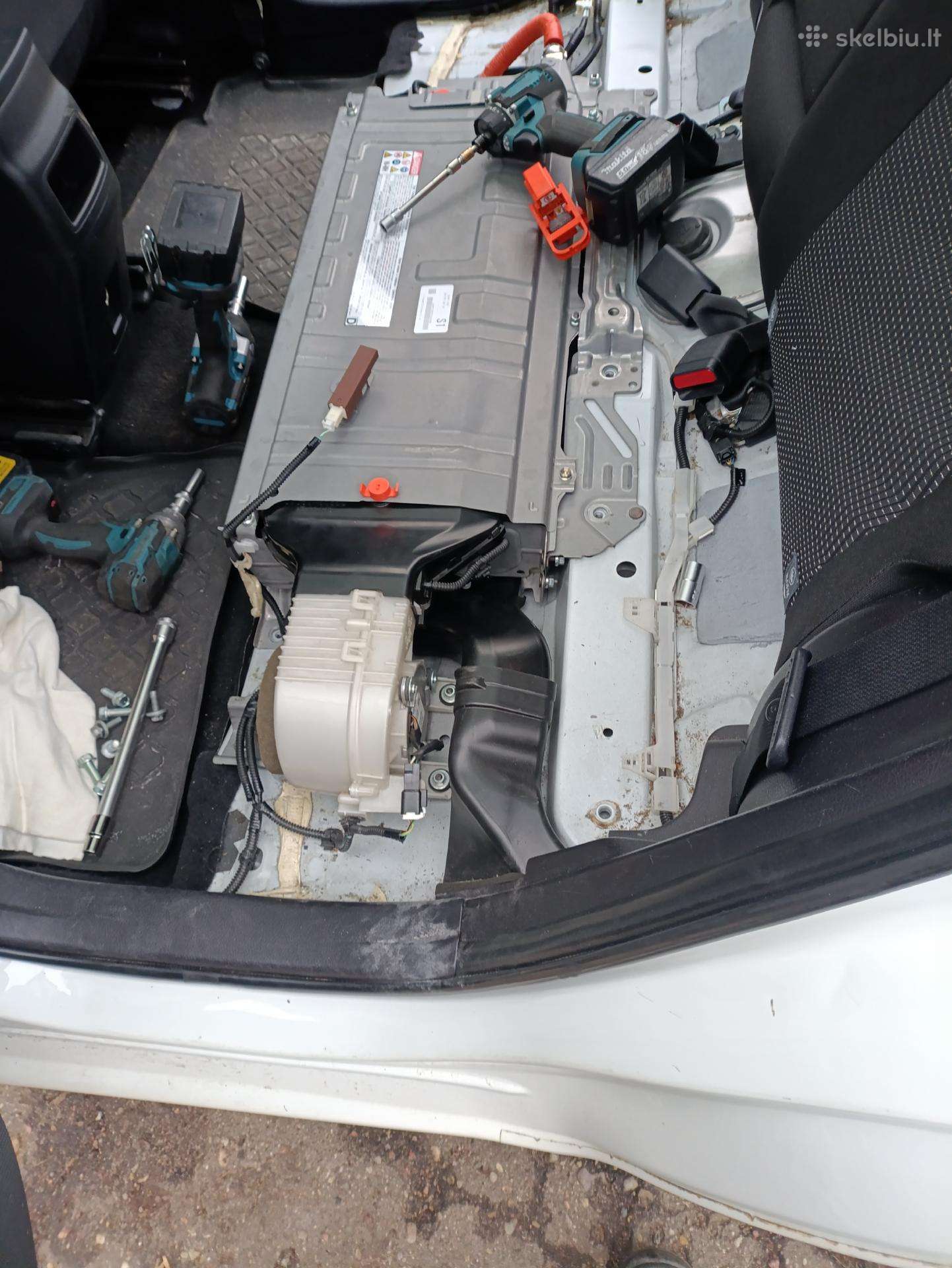 Toyota Prius hibridinės baterijos remontas. Celes