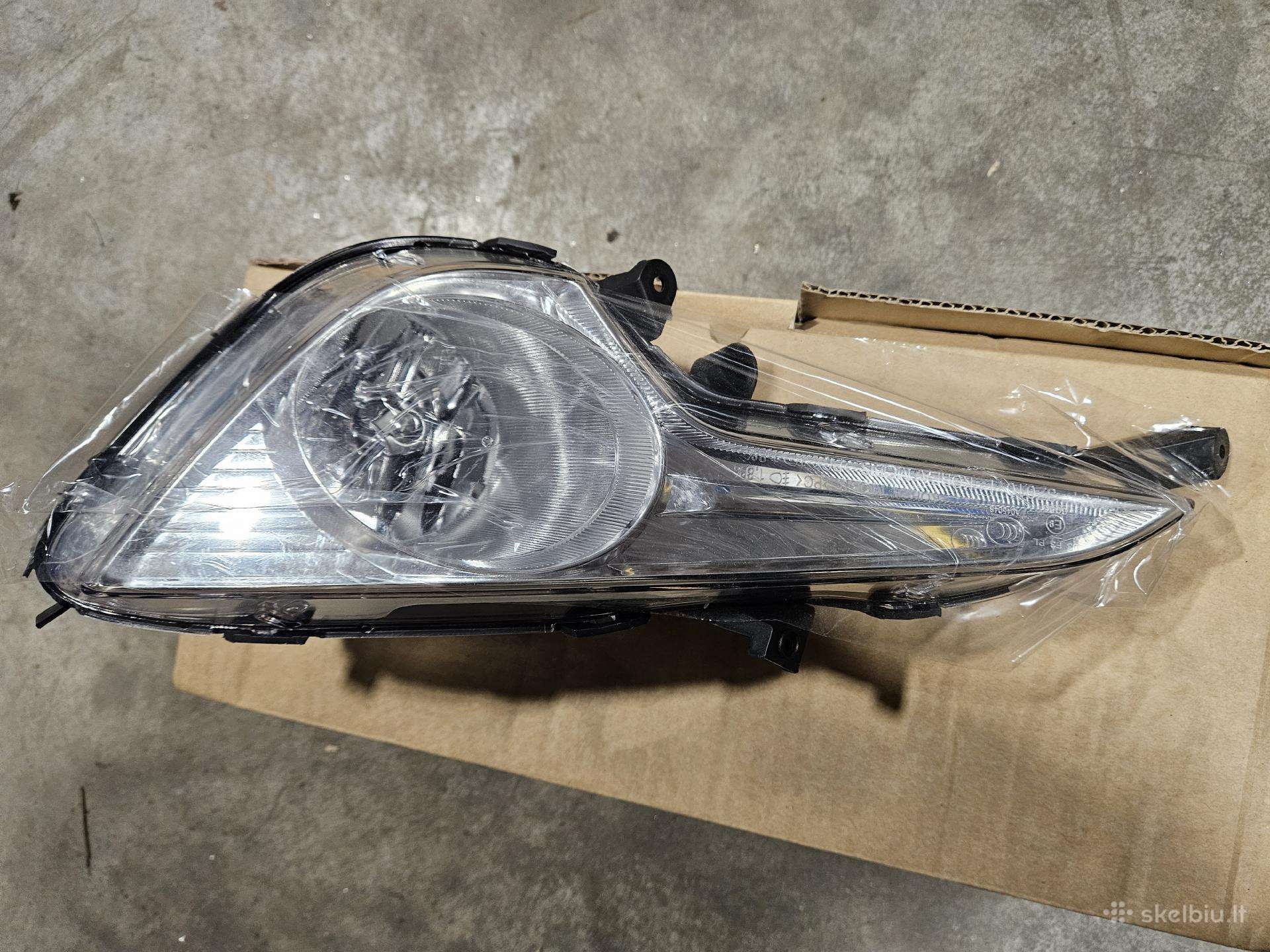 Hyundai i40 Front fog light 922013z010 Left