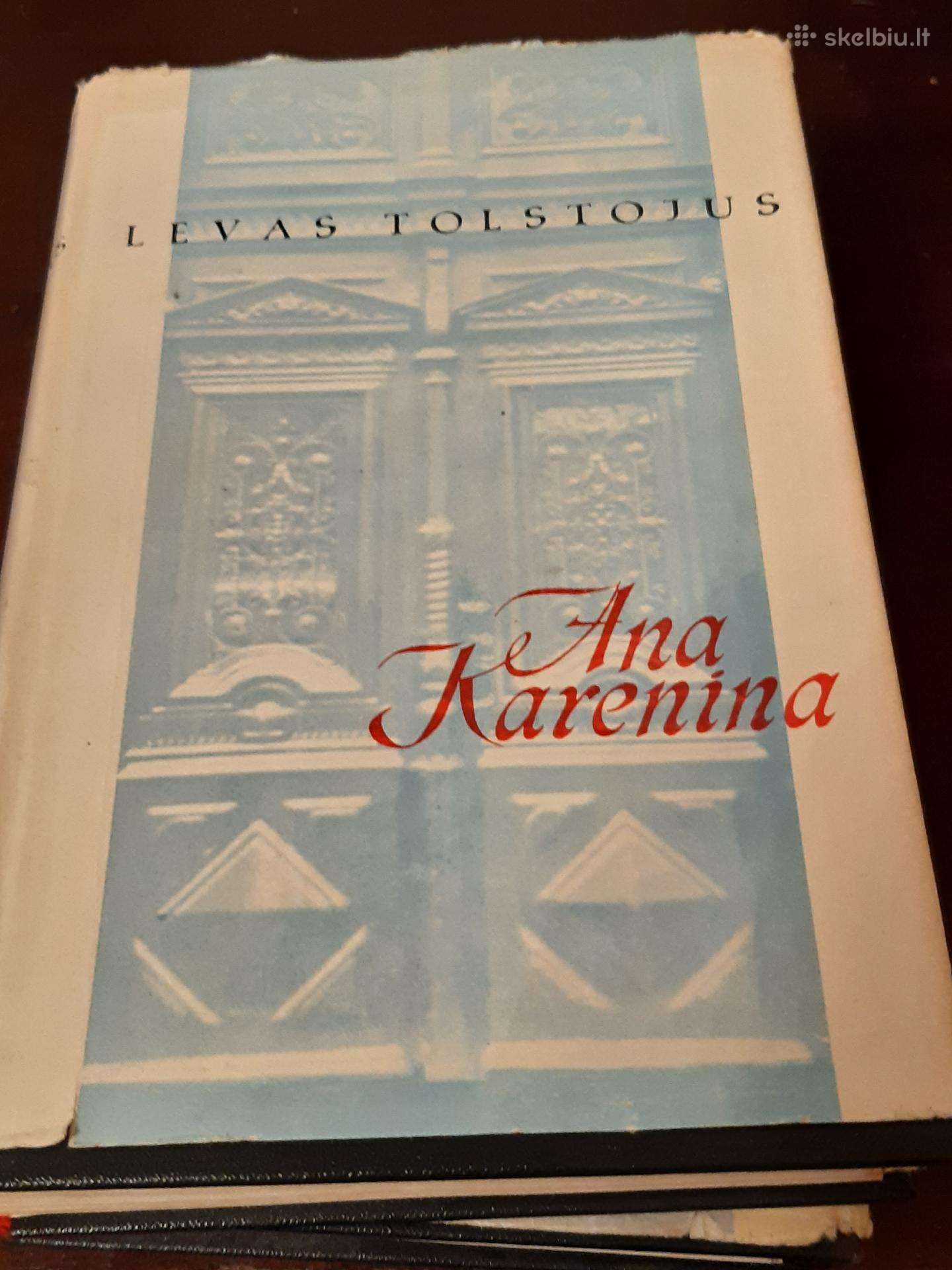 "Ana Karenina" knyga