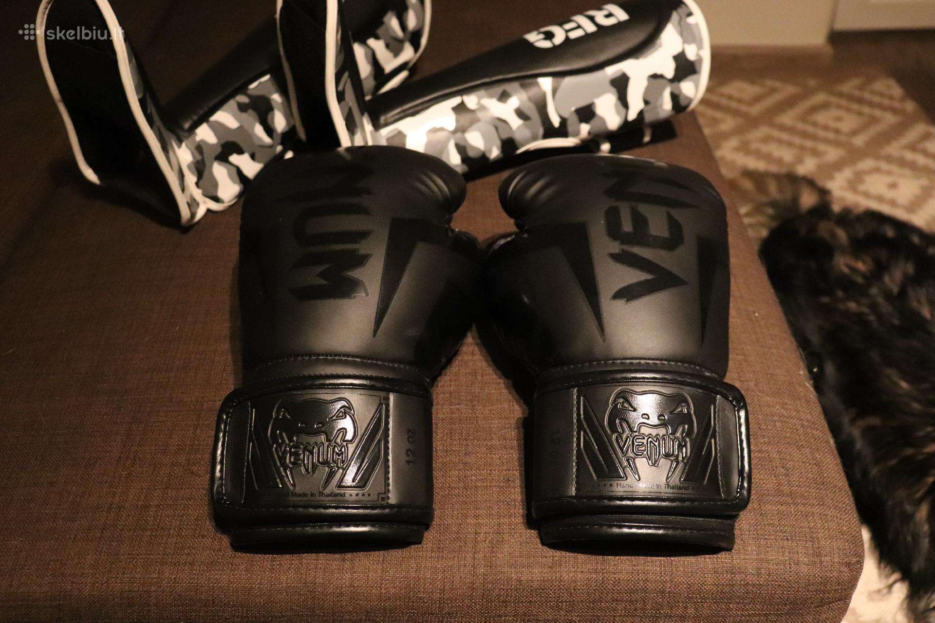 "Venum" bokso pirštinės Elite - Black/black 10oz