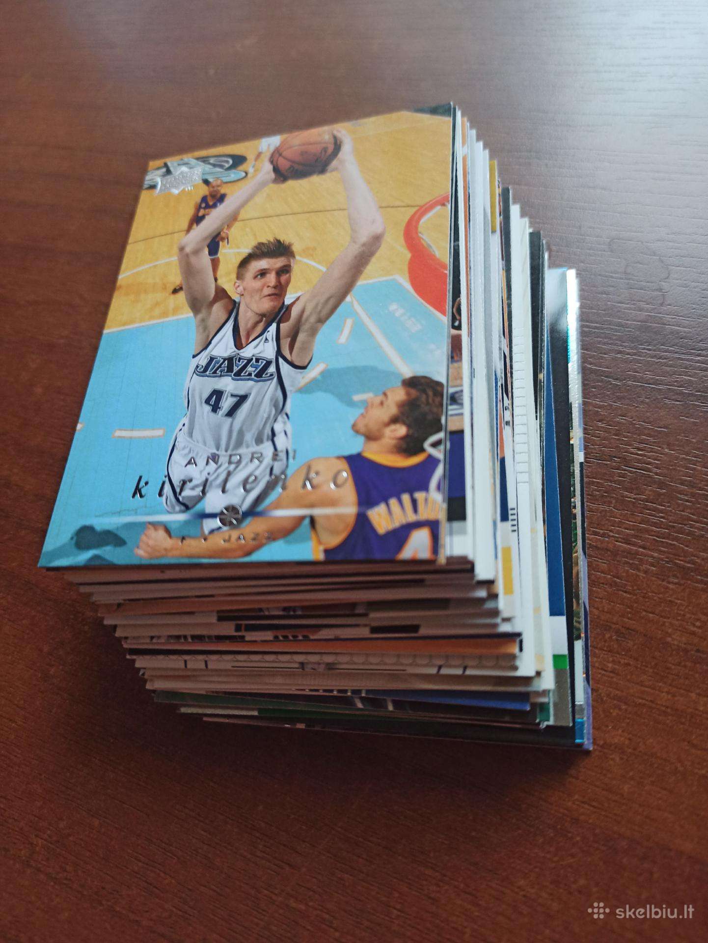 Nba krepšininko A. Kirilenko 44 skirtingos kortelė