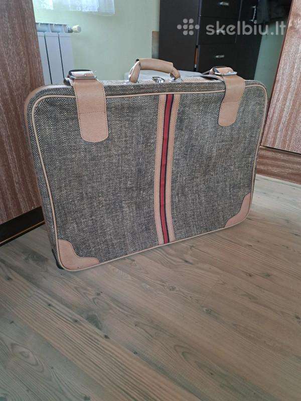 Puikios būklės vintažinis retro lagaminas