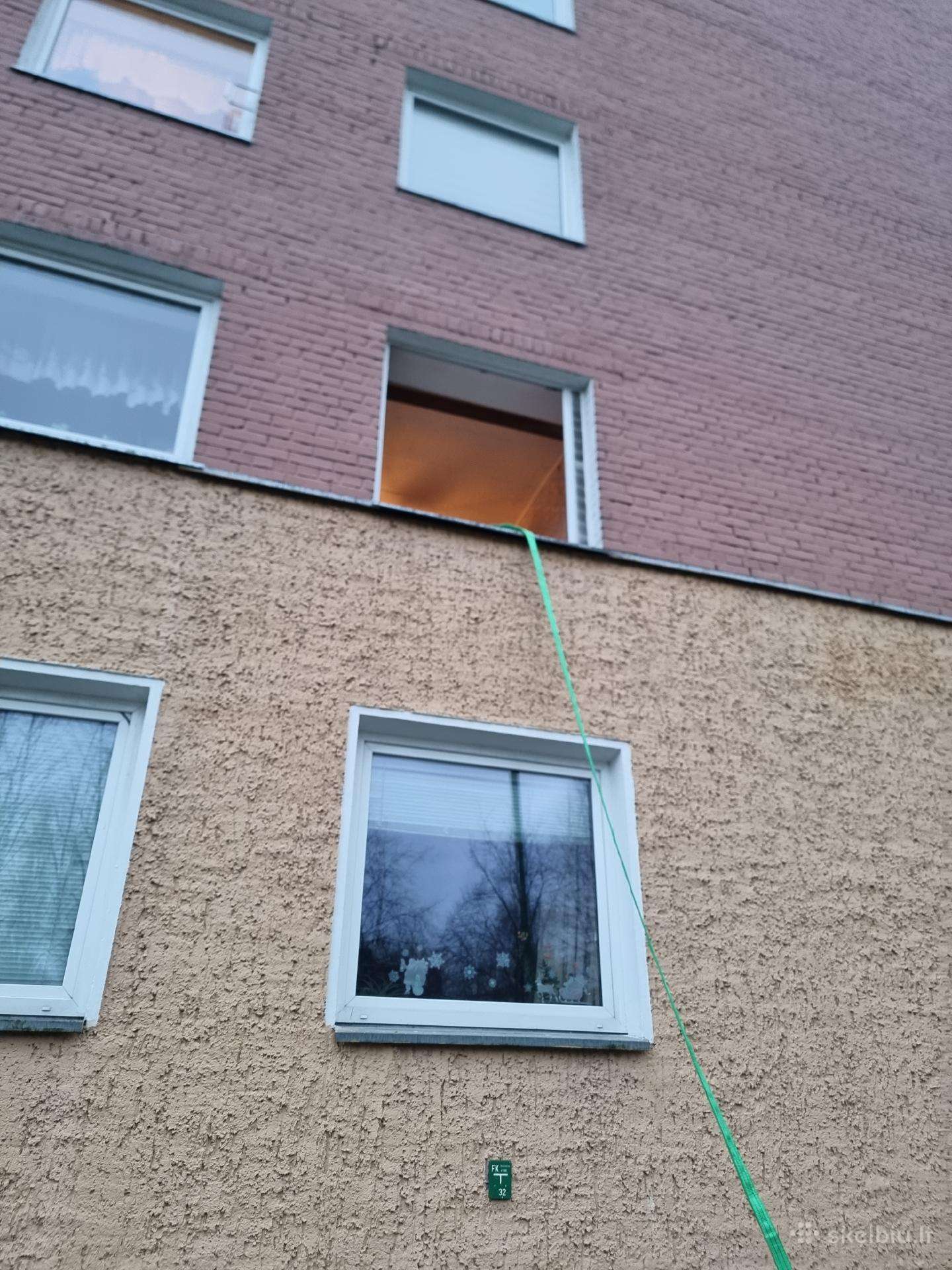 Konkurencingas Kroviniu pervezimas perkraustymas