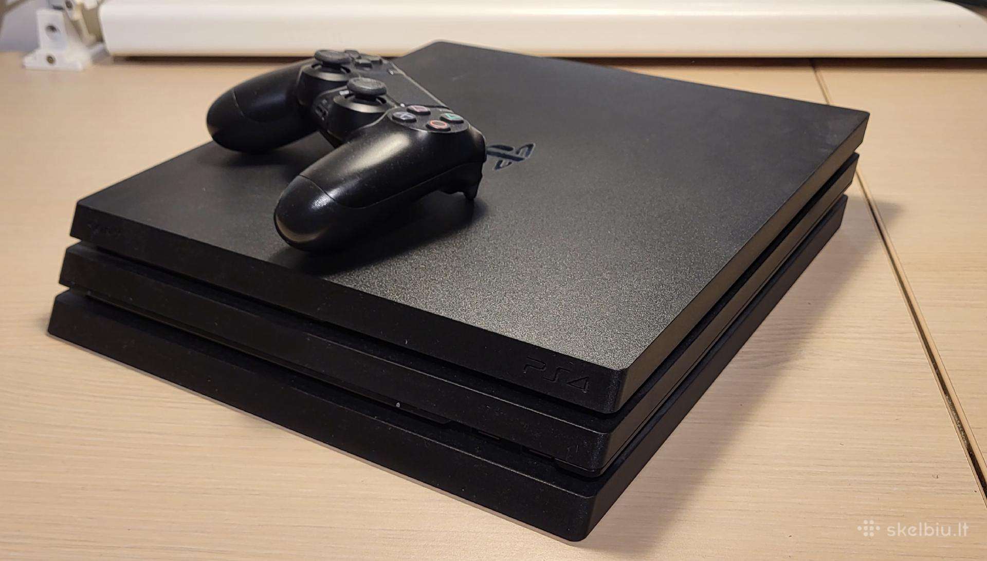 Parduodu Ps4 Pro su pultu