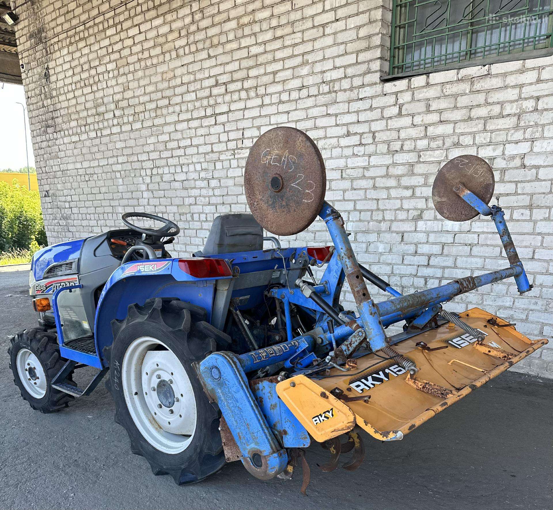 Yanmar 24, tractors