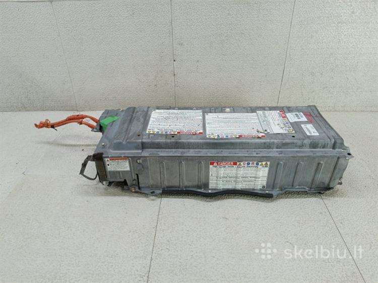 Nupirksiu Toyota Prius 2 bloga baterija