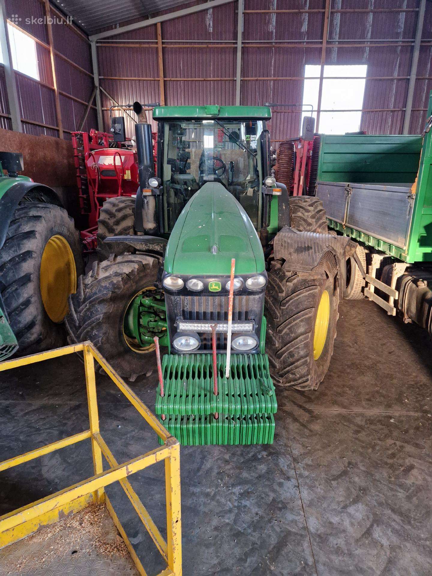John Deere 8320, тракторы