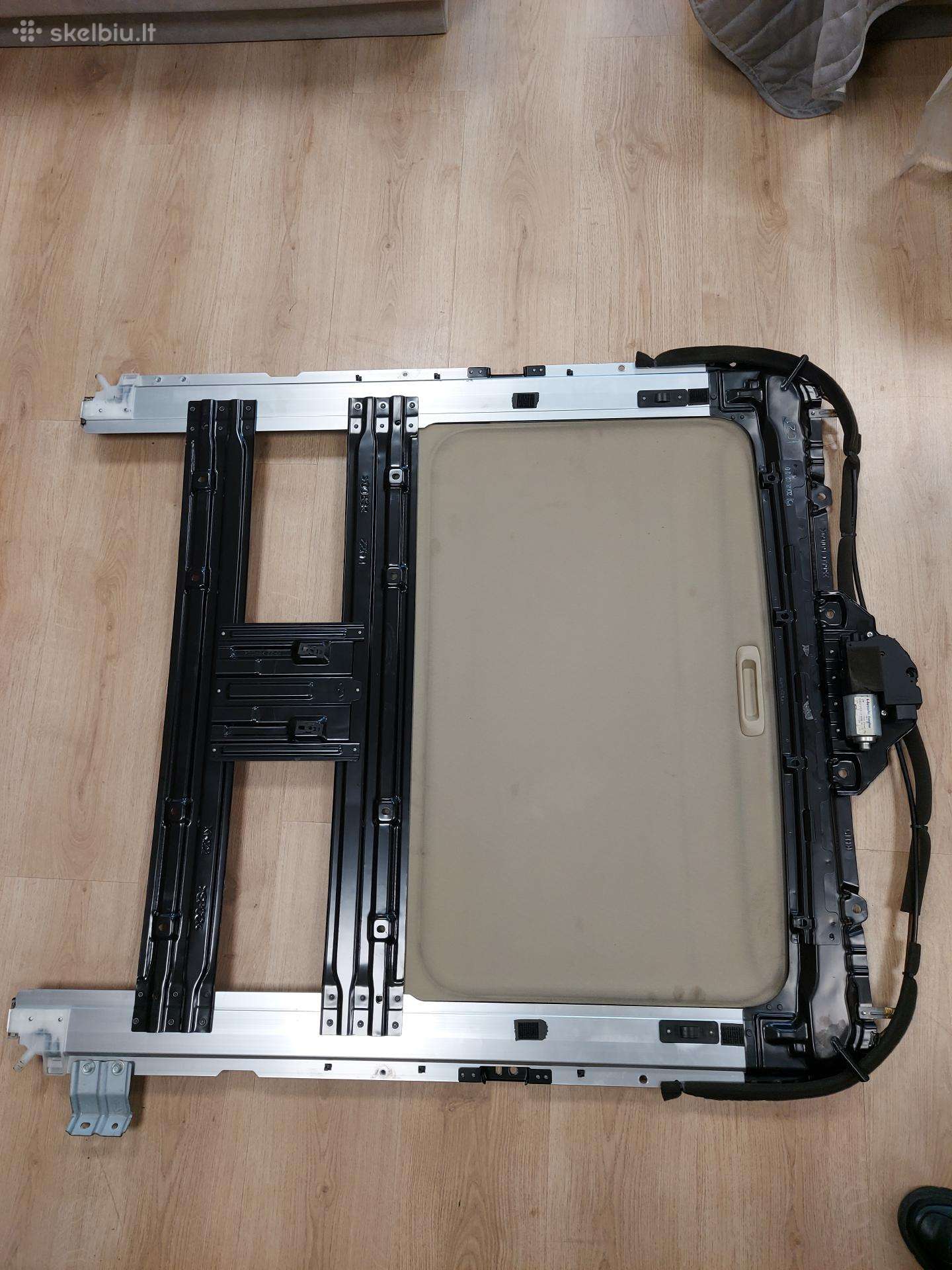 Parduodu Hyundai Santa Fe 2008 m stoglangį,
