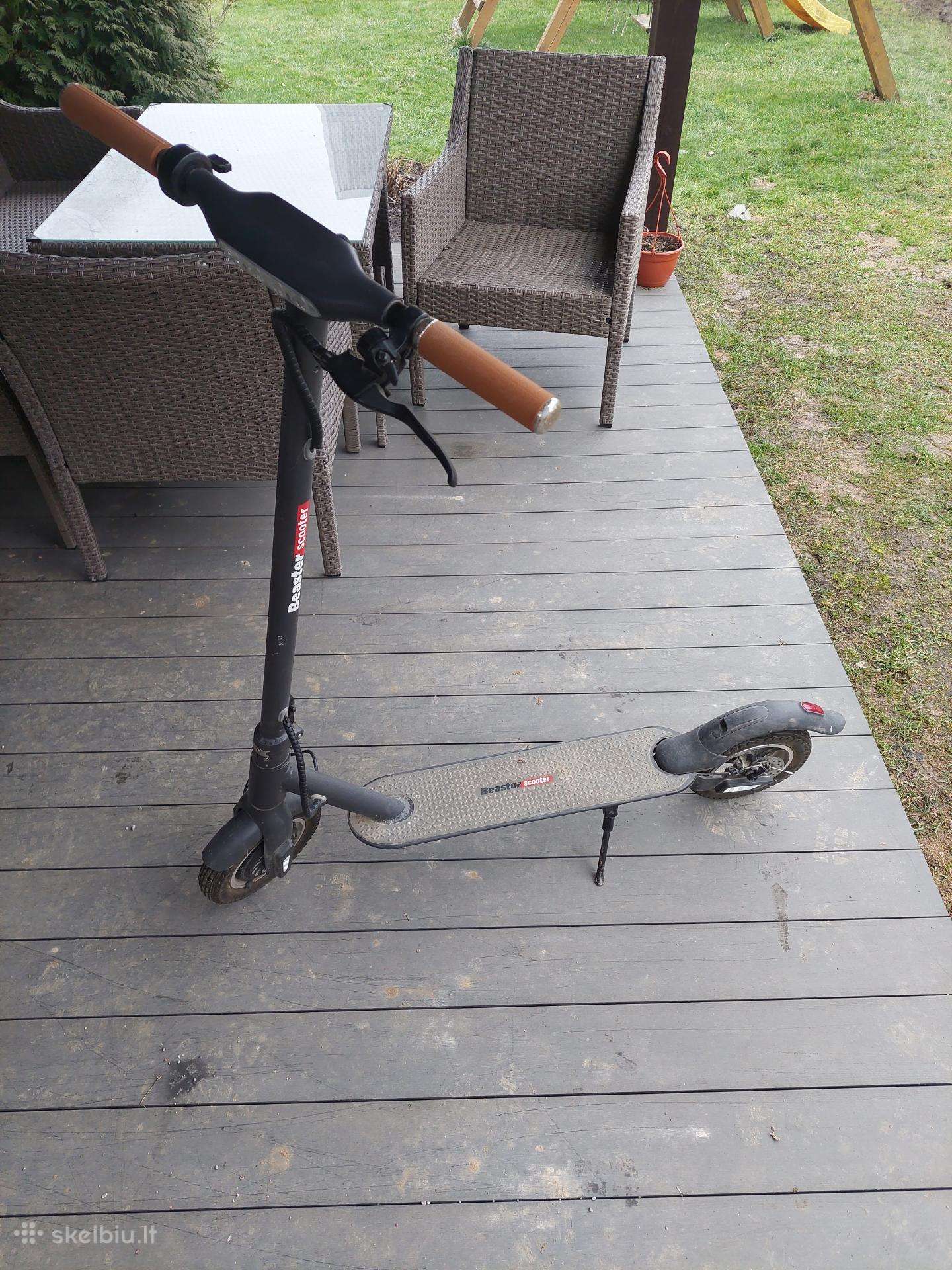 Beaster scooter Bs06bl