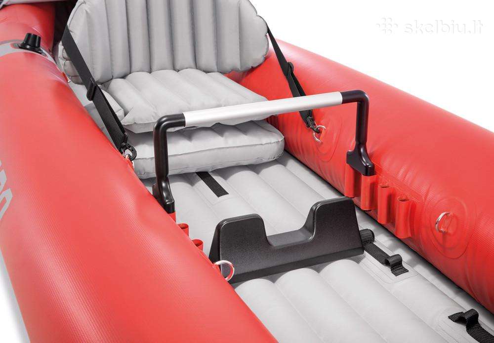 Intex, canoes