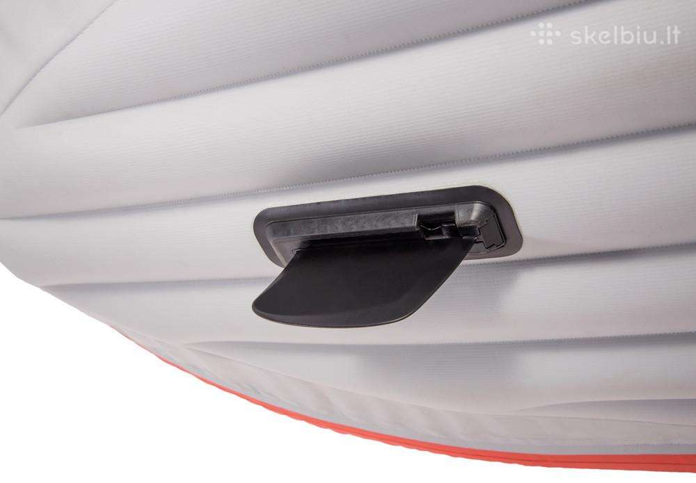 Intex, canoes