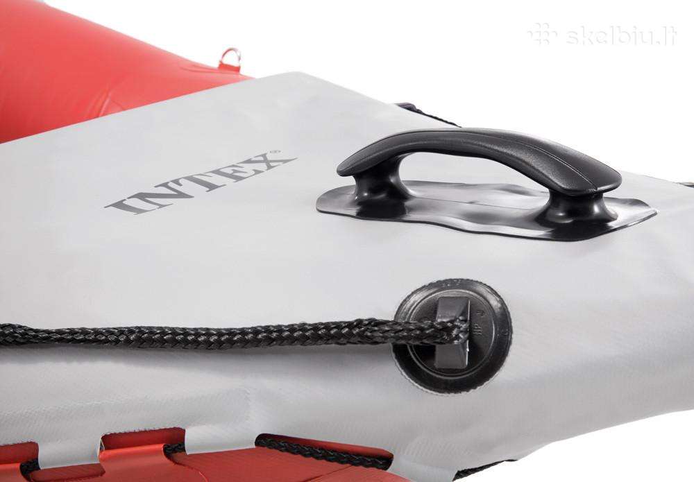 Intex, canoes