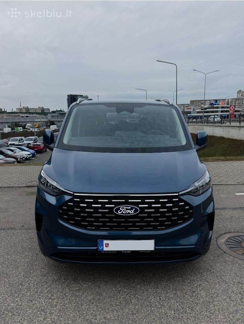 Ford Tourneo Custom, passenger minibus