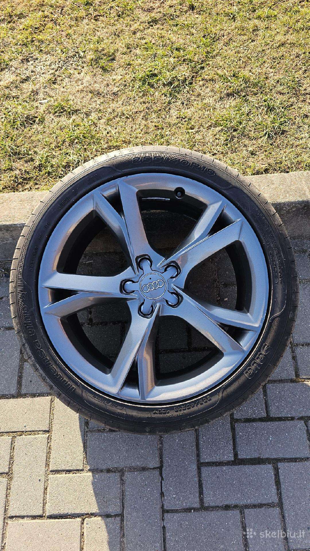 Audi A7 ratlankiai su padangom 4g8601025c