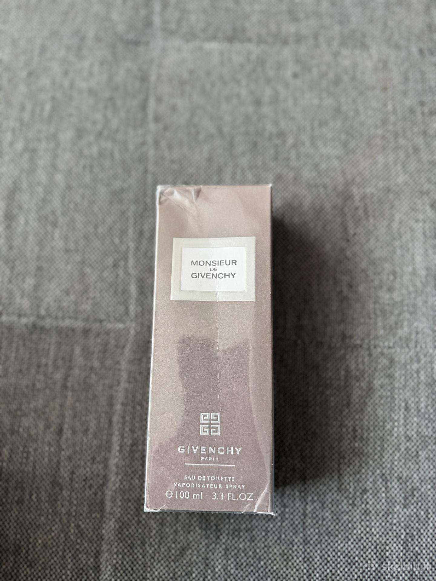 Monsieur de givenchy