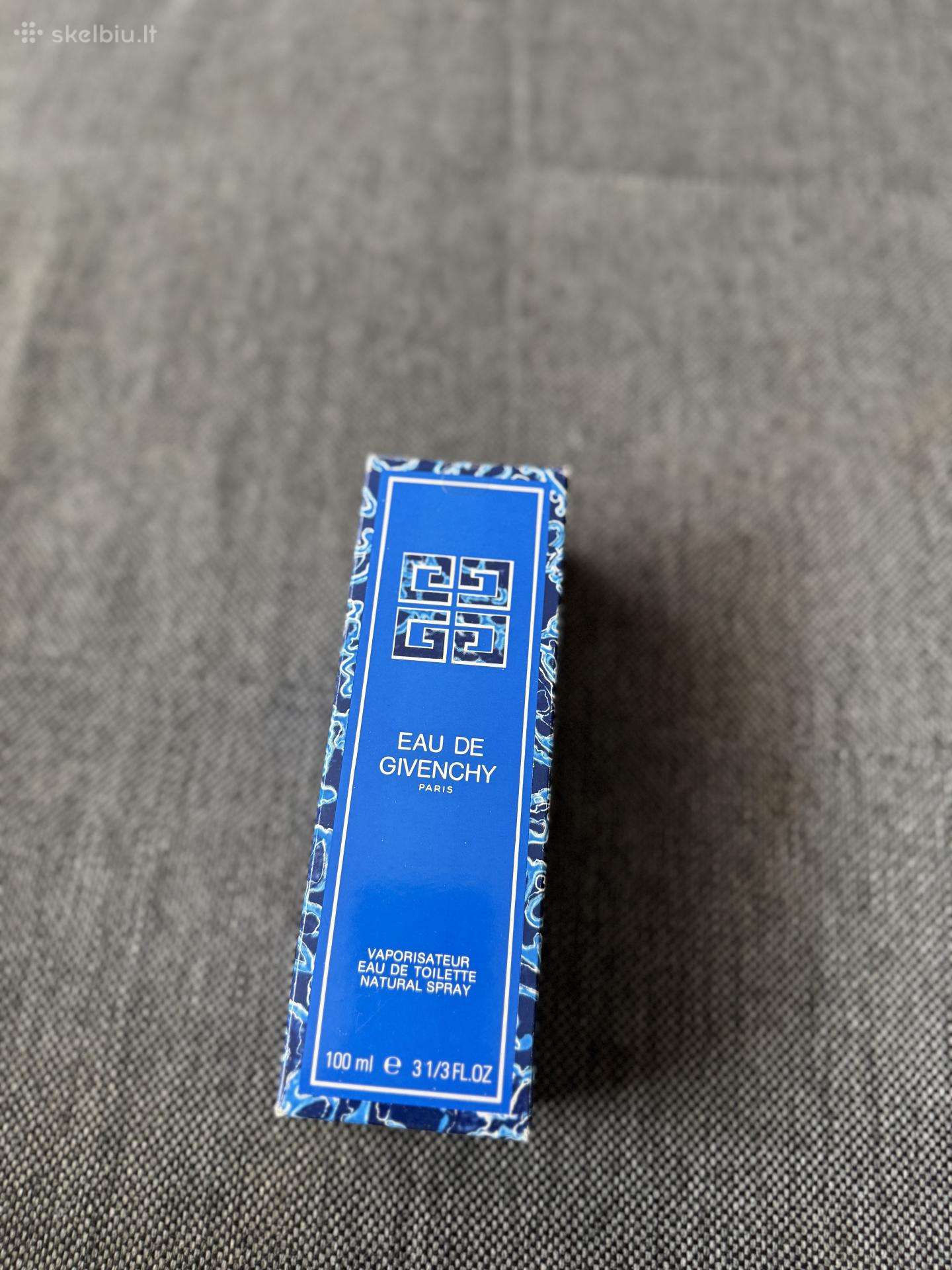 Eau de givenchy kvepalai