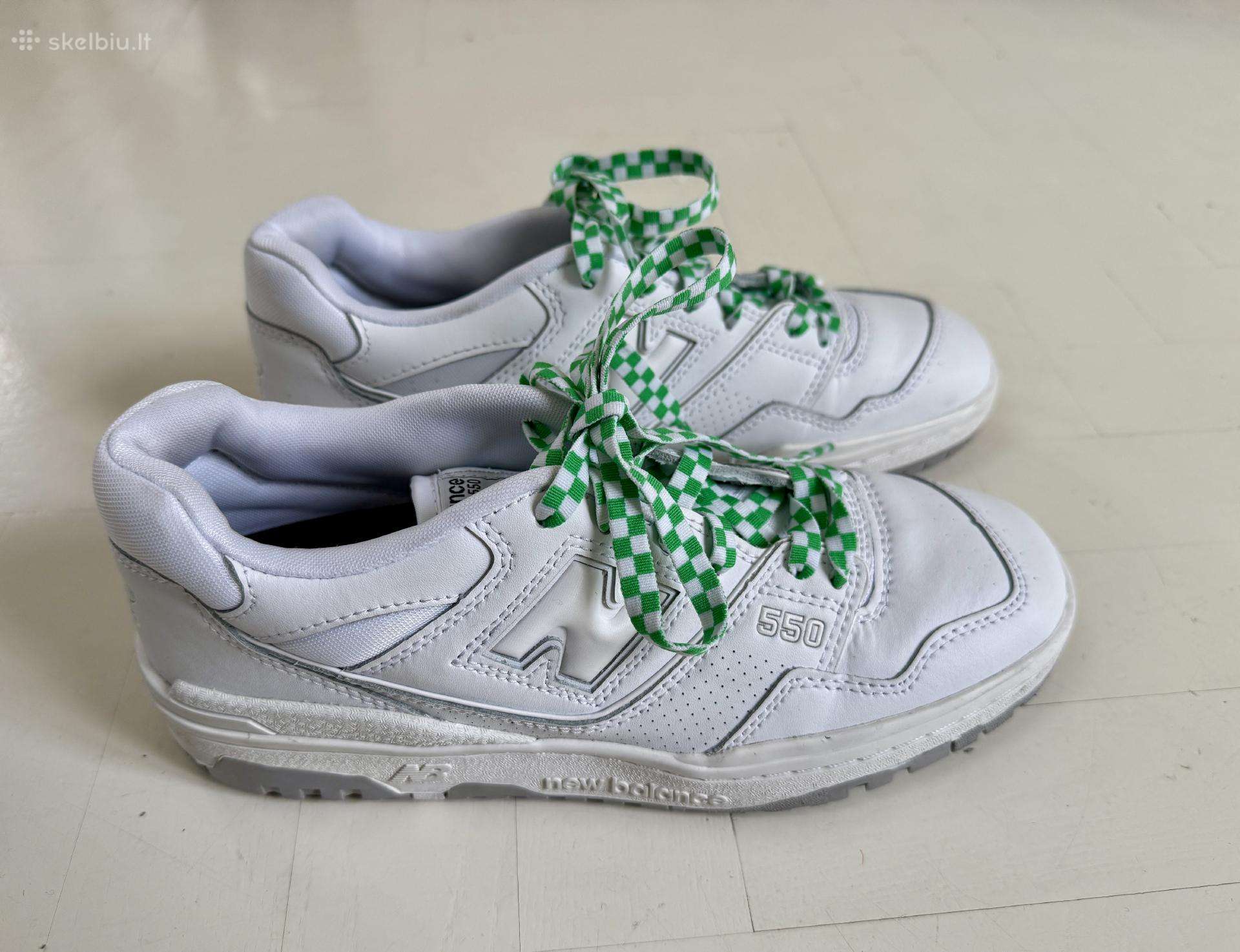 Laisvalaikio bateliai New Balance 550