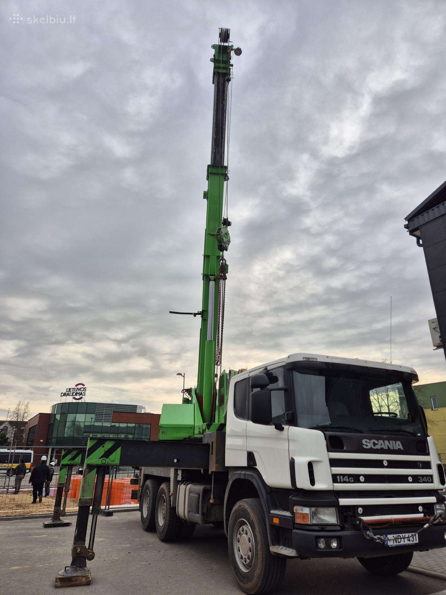 MAN MAN, construction and road construction equipment rental