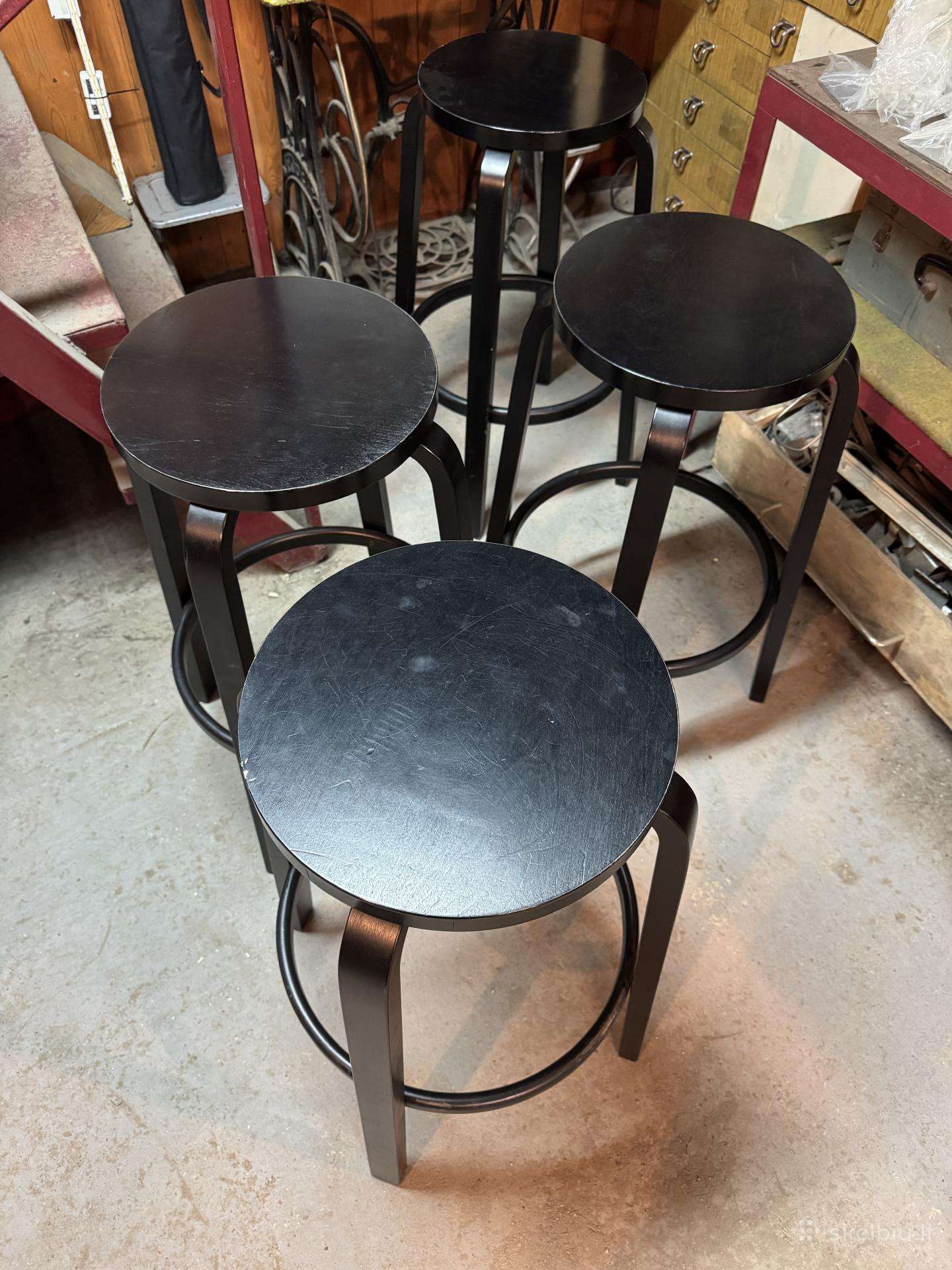 Artek 64 baro kėdės