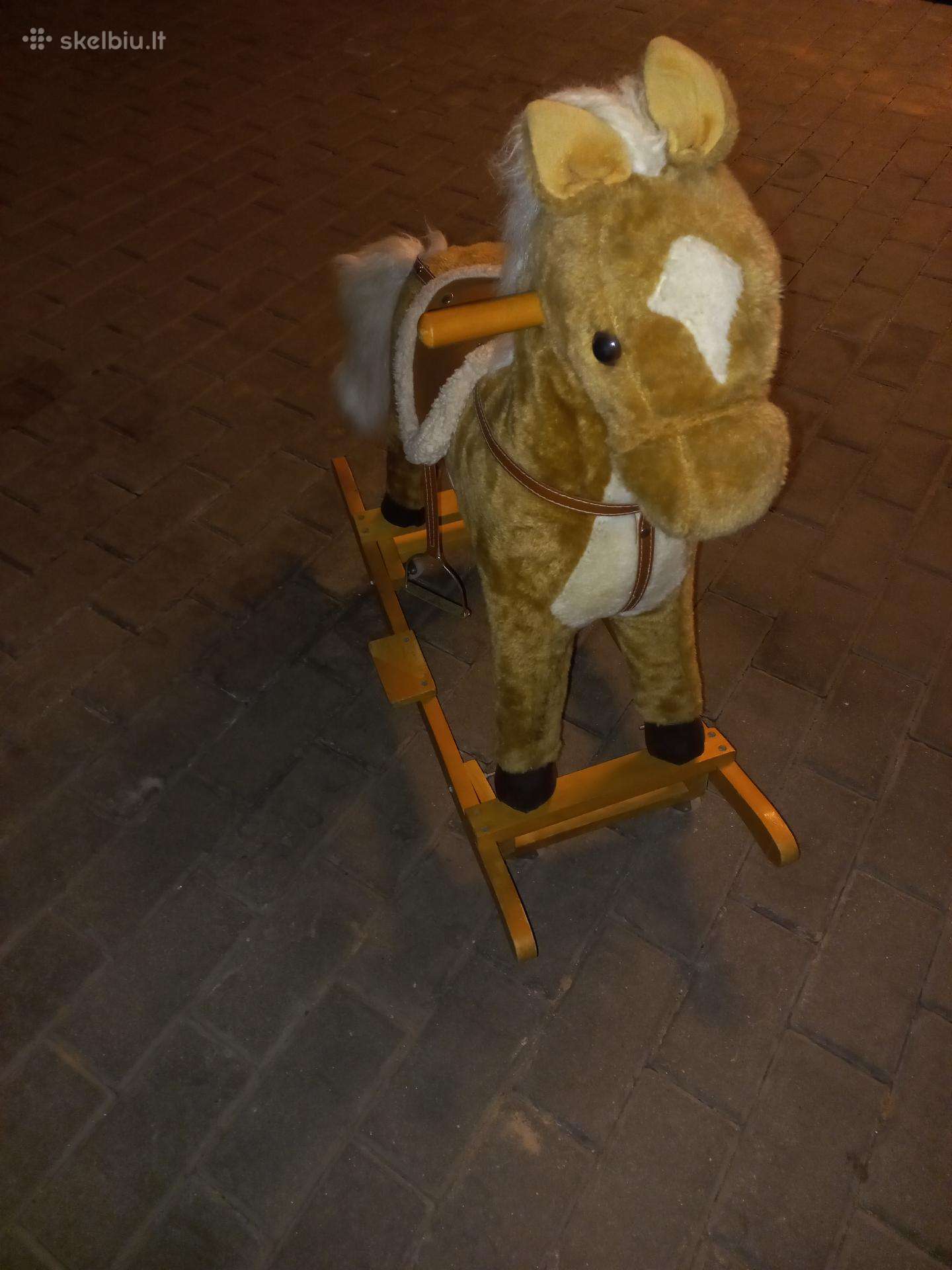 Parduodu žaislinis supamas arkliukas