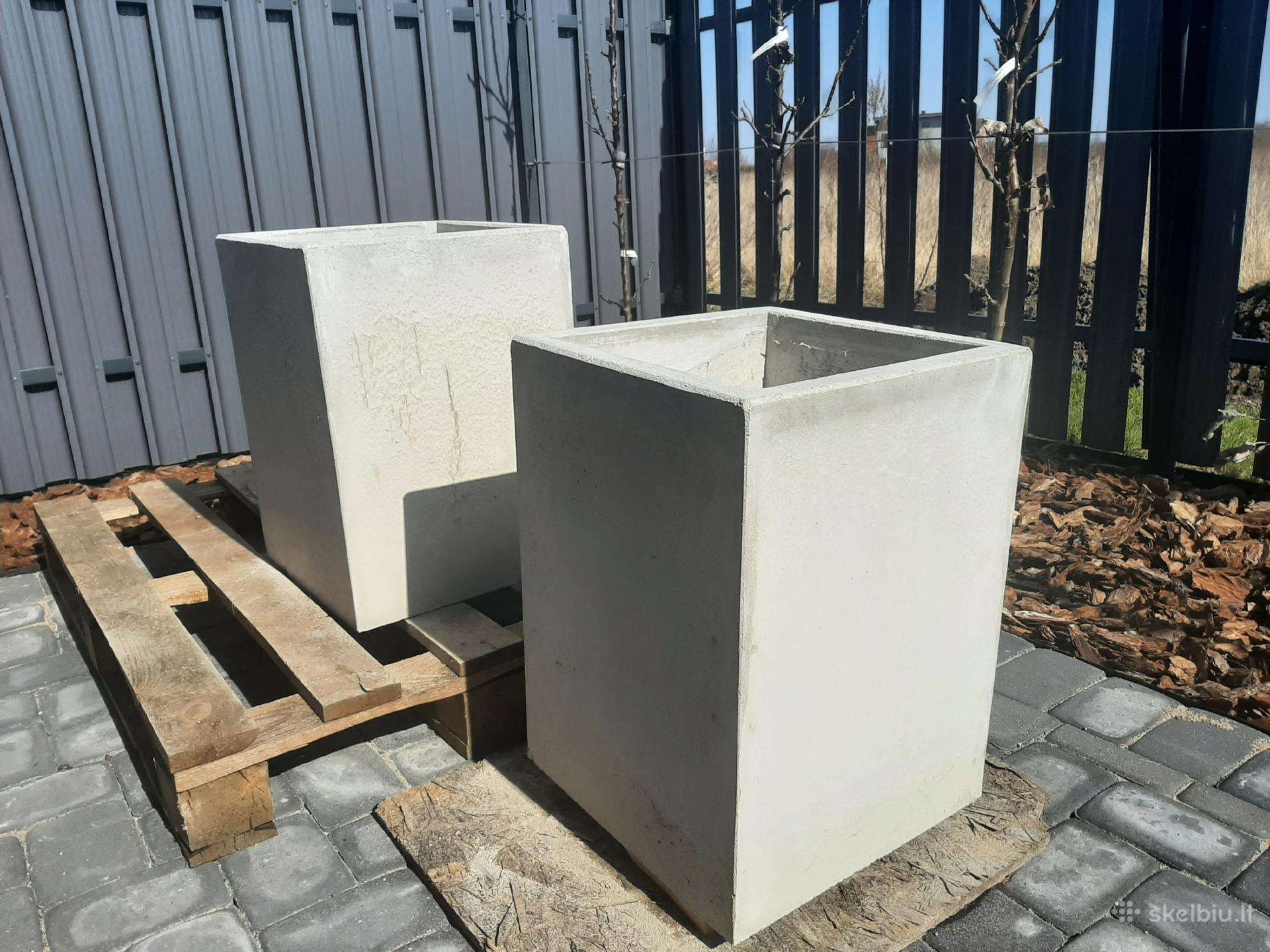 Lauko Betoniniai Vazonai