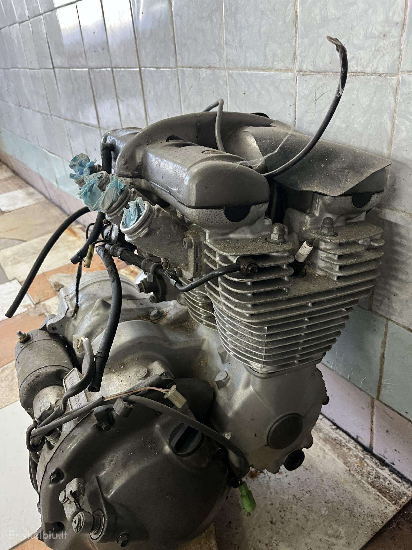 Yamaha xj 600 1991metų variklis