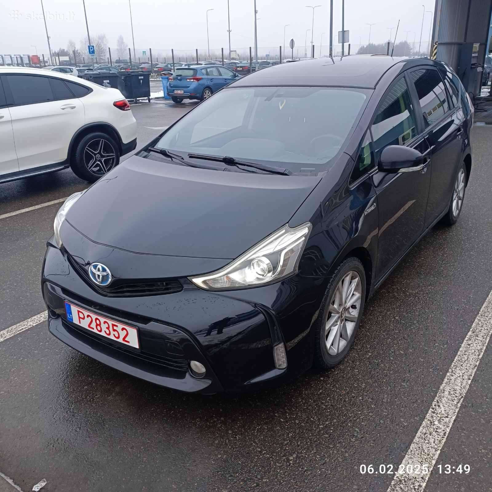 Toyota Prius, hečbekas