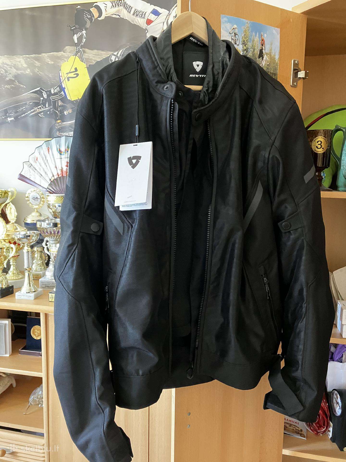 Nauja Revit Torque 2 H2o moto striukė