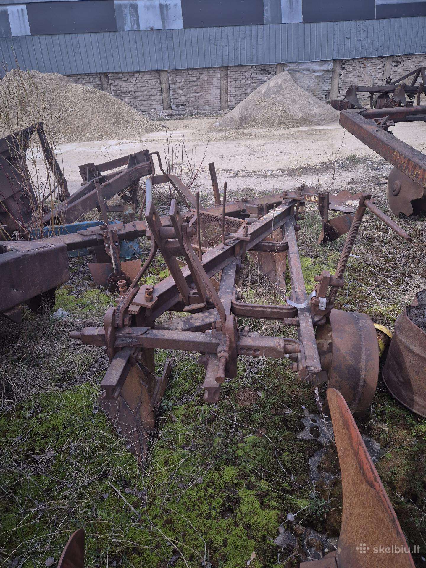 JUMZ 1140, тракторы