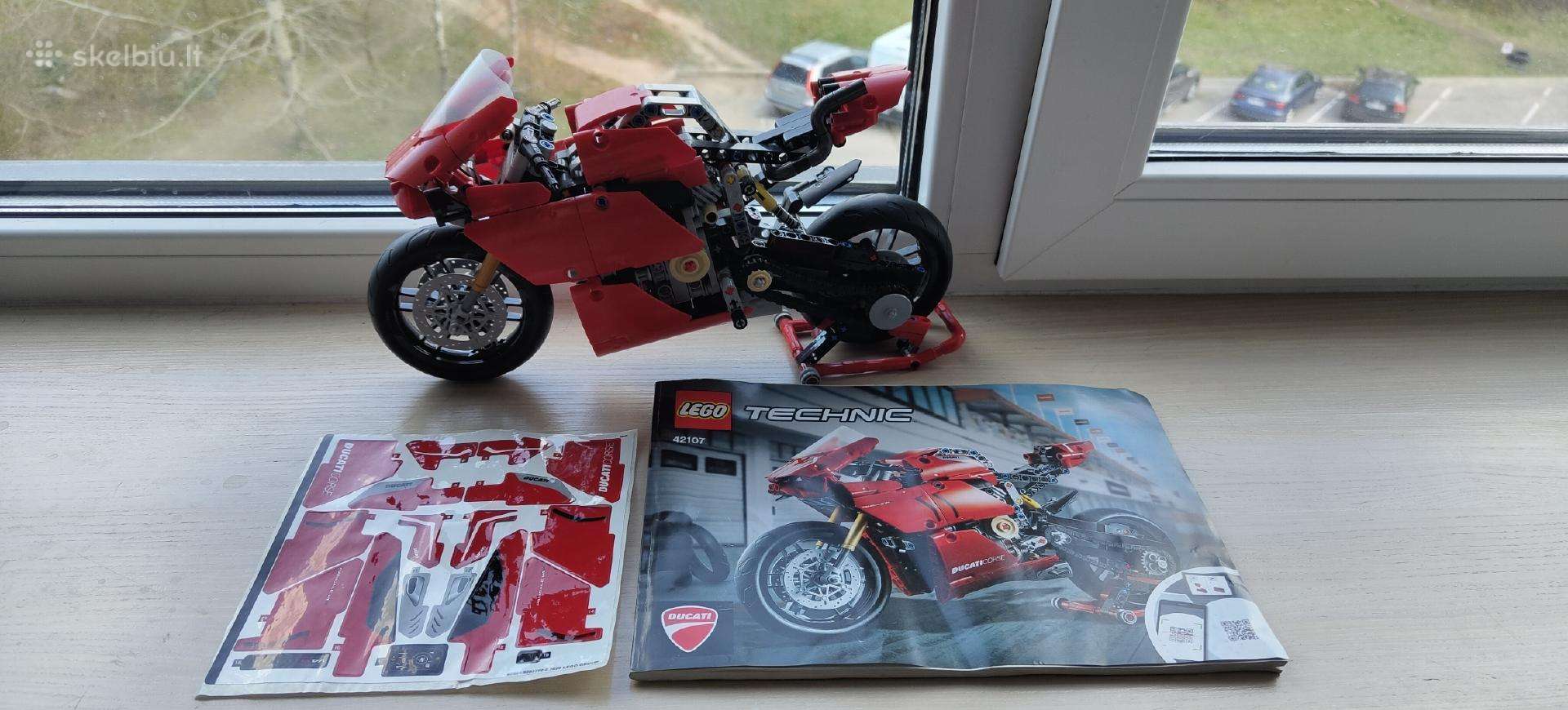 Lego Ducati Panigale #42107