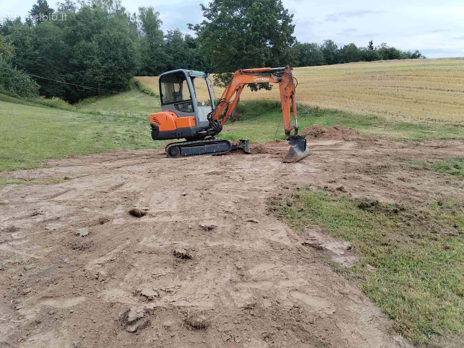 Hitachi 25, žemės ūkio technikos nuoma