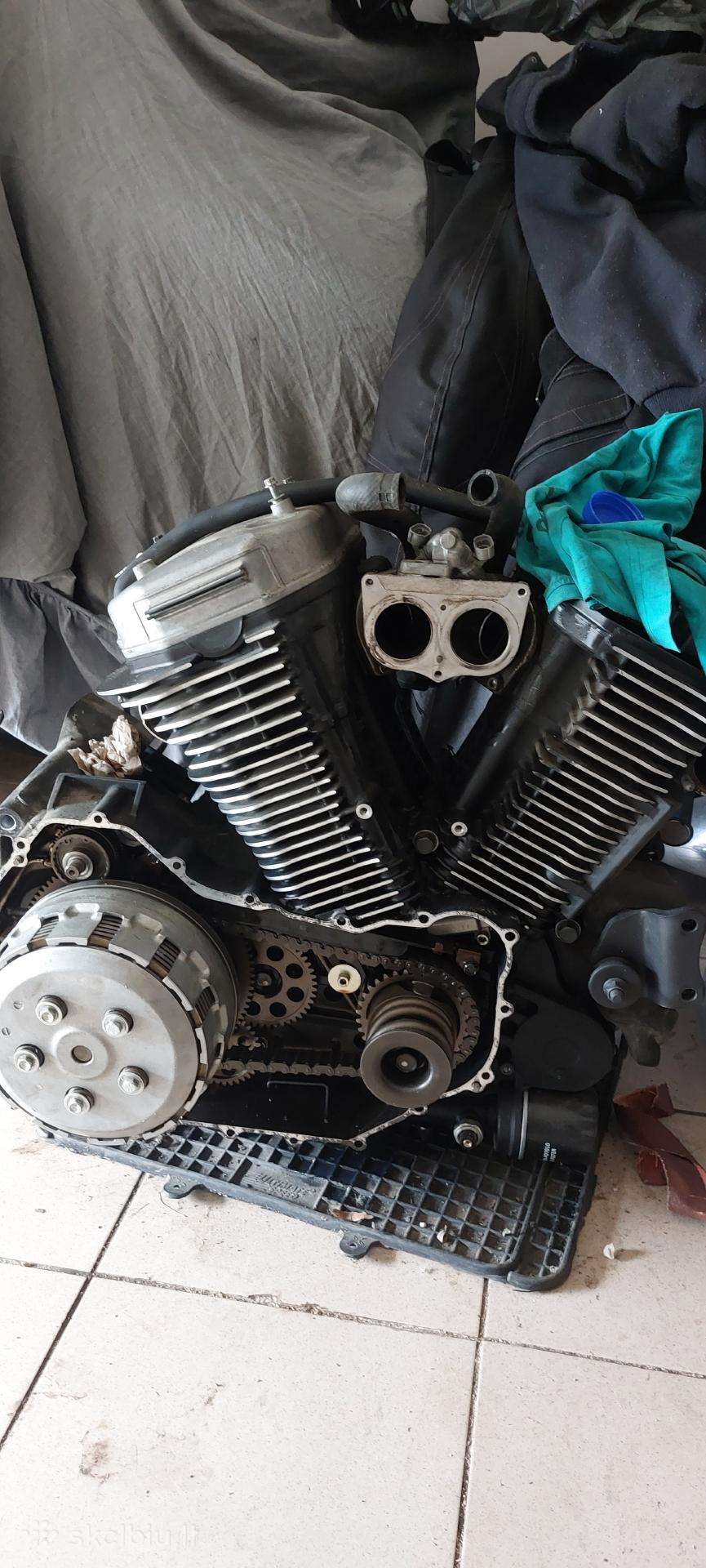 Kawasaki vulcan voyager vaquero variklis