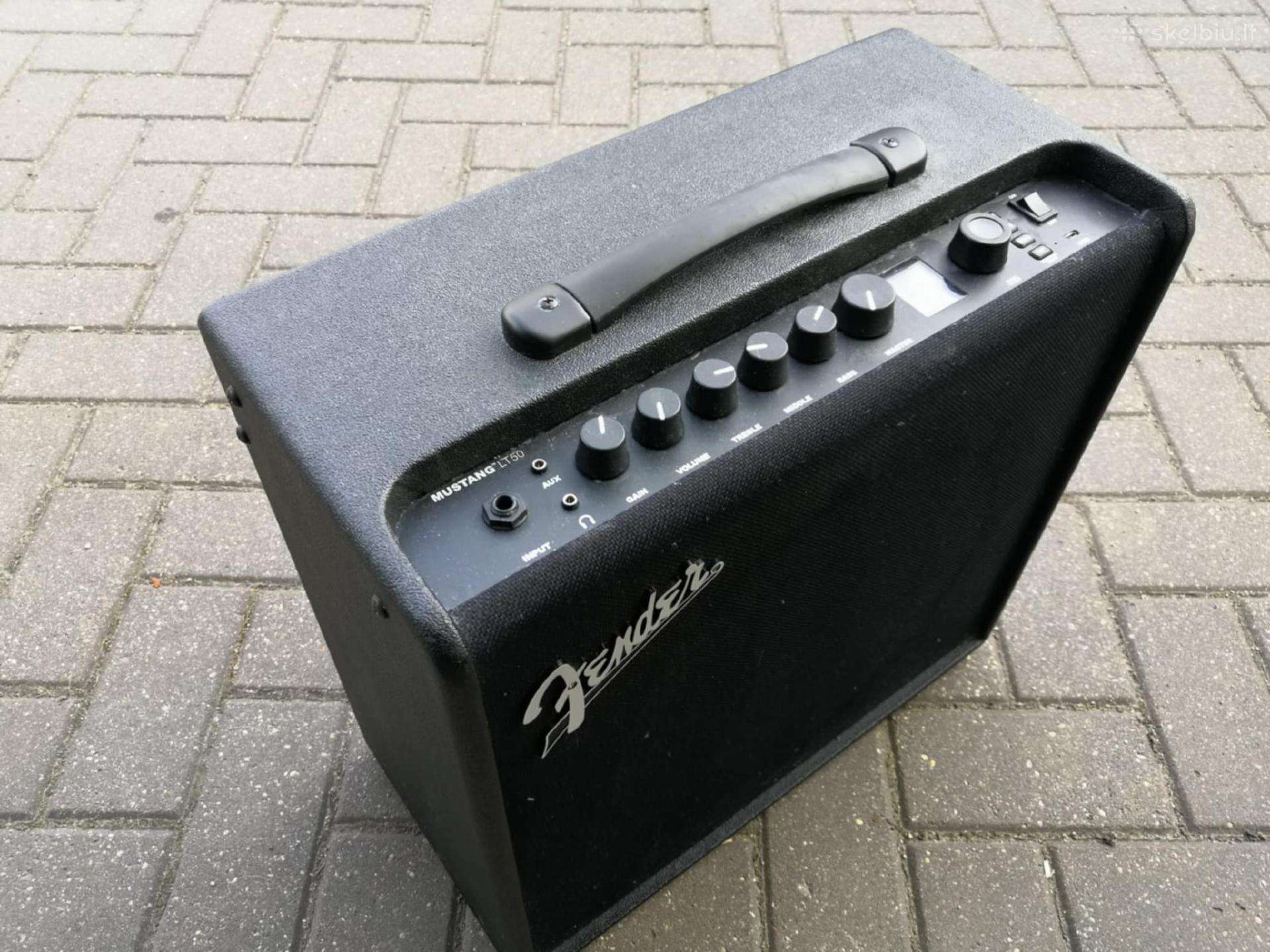 Kubas gitarai Fender