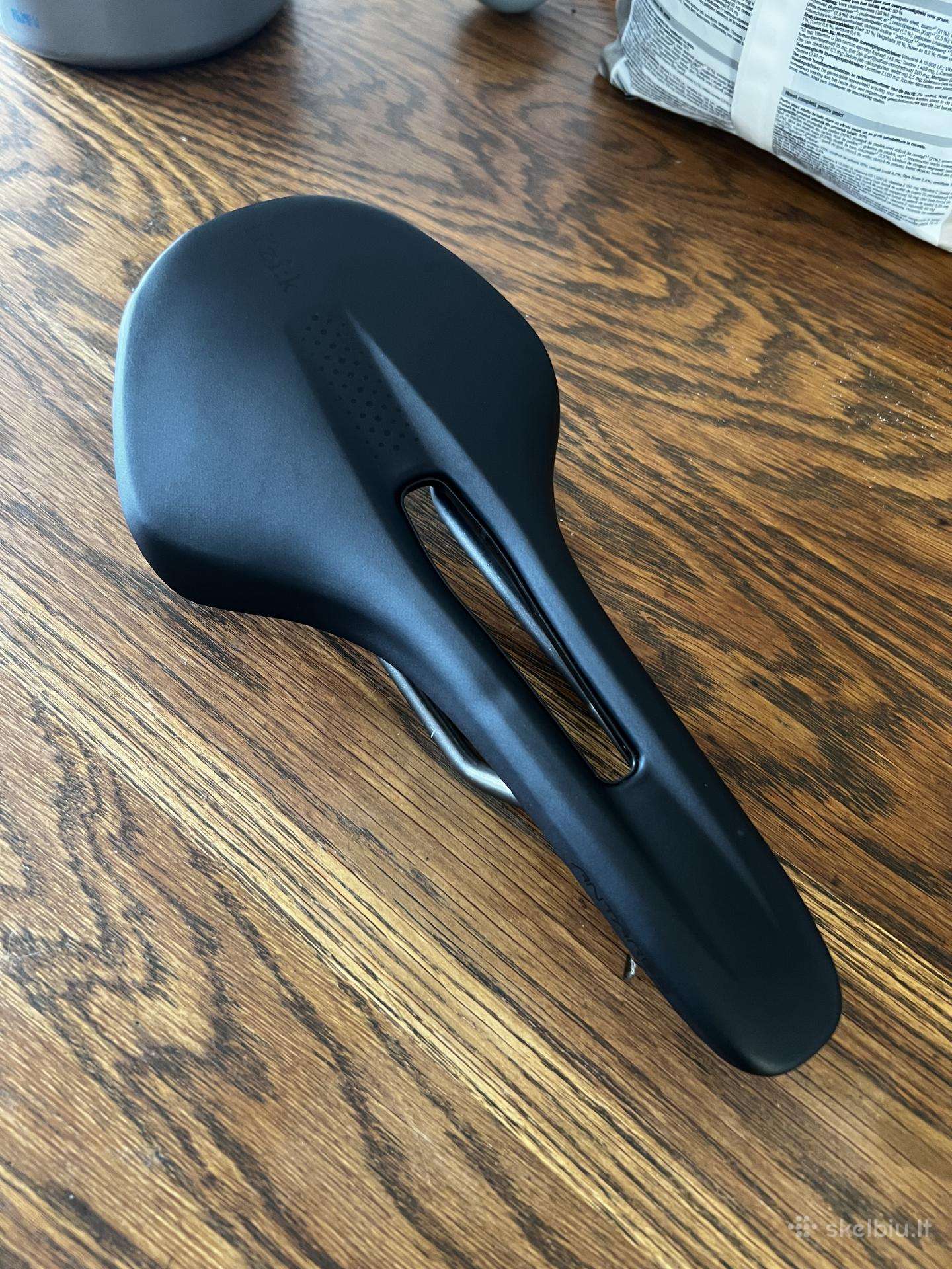 Fizik Antares R5 140mm balnelis