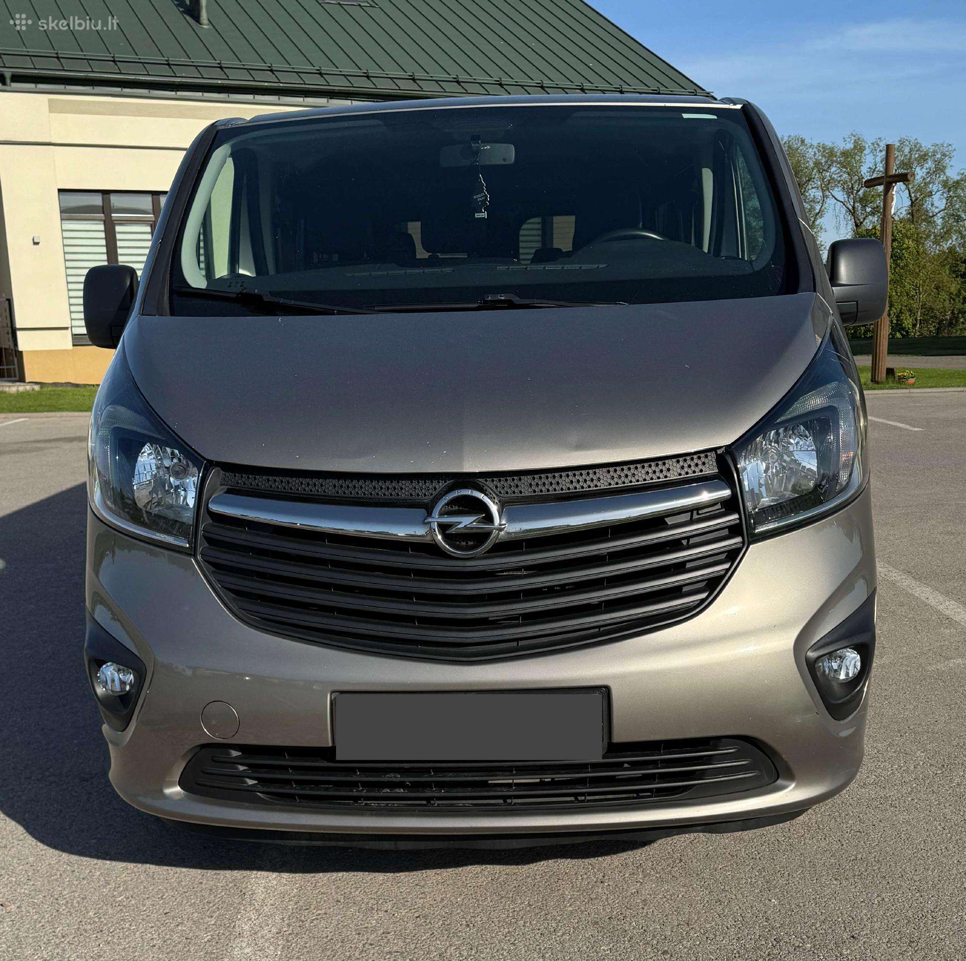 Opel Vivaro, passenger minibus