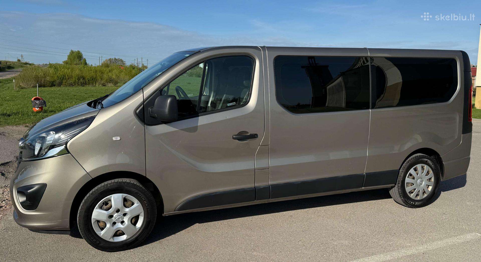 Opel Vivaro, passenger minibus